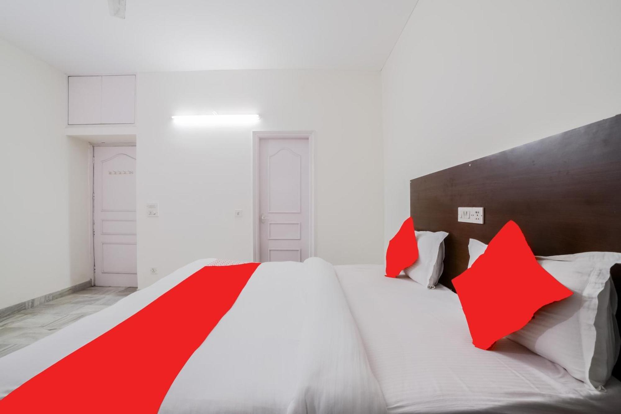 Hotel O Green